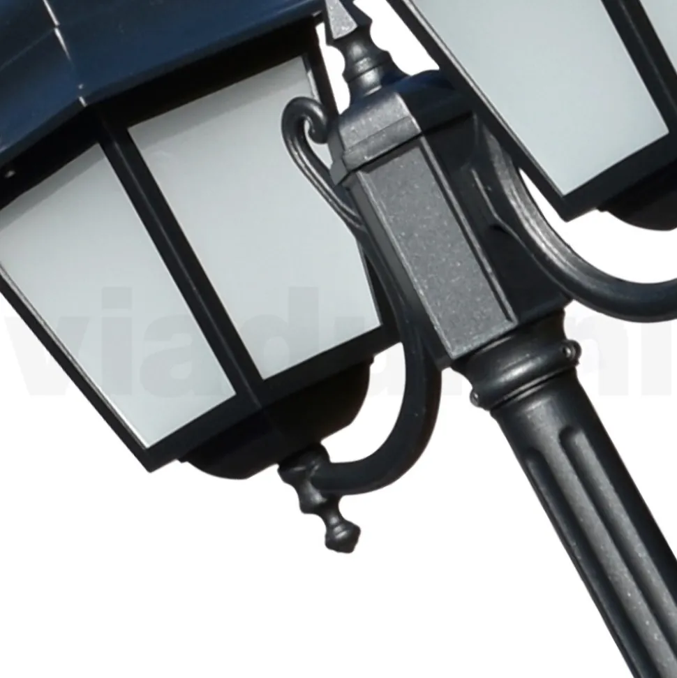 Lampione Alto 208 cm in Vetro e Alluminio Antracite Made in Italy - Scintilla