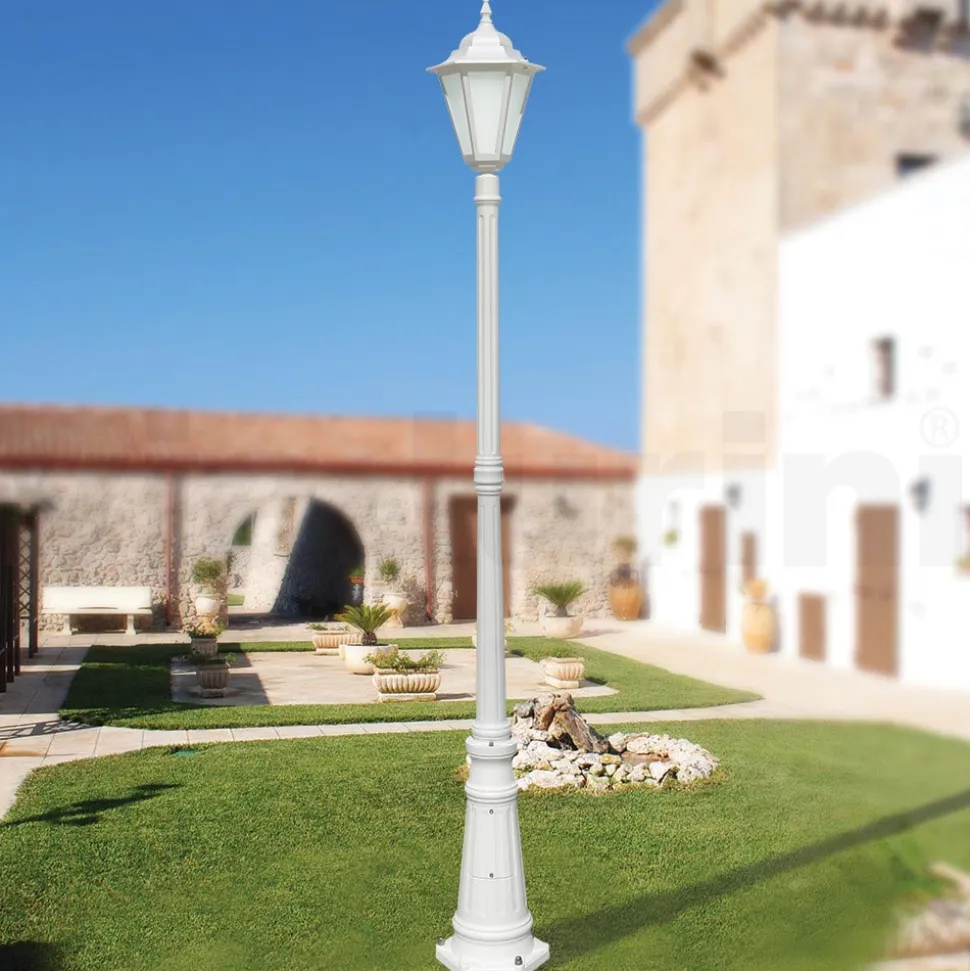 Lampione Alto per Esterno Vintage in Alluminio Bianco Made in Italy - Terella