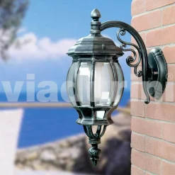Lanterna a parete da giardino in alluminio prodotta in Italia, Anika