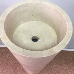 Lavabo a colonna conico bianco lucido Igor, fatto a mano, di design