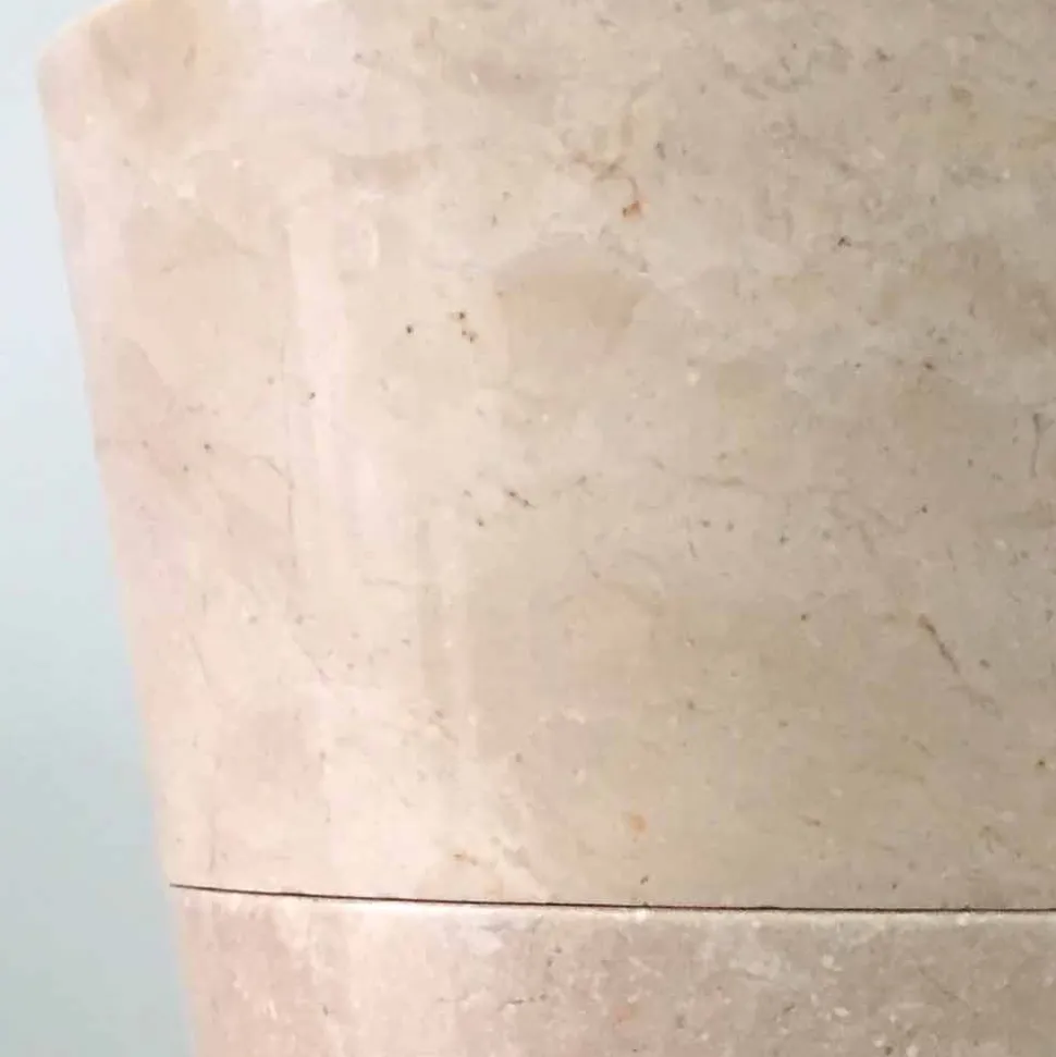 Lavabo a colonna conico bianco lucido Igor, fatto a mano, di design