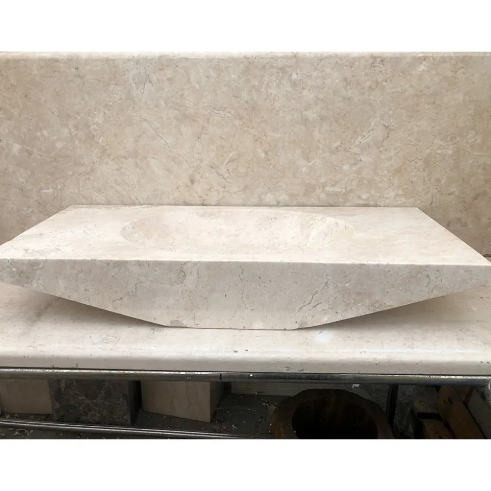Lavabo bagno di design da appoggio in pietra bianca Vox, fatto a mano