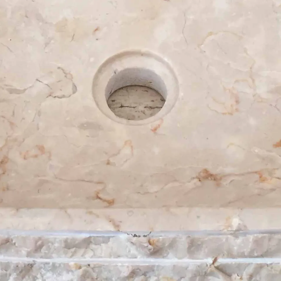 Lavabo bianco da appoggio ovale Cora, pezzo unico fatto a mano