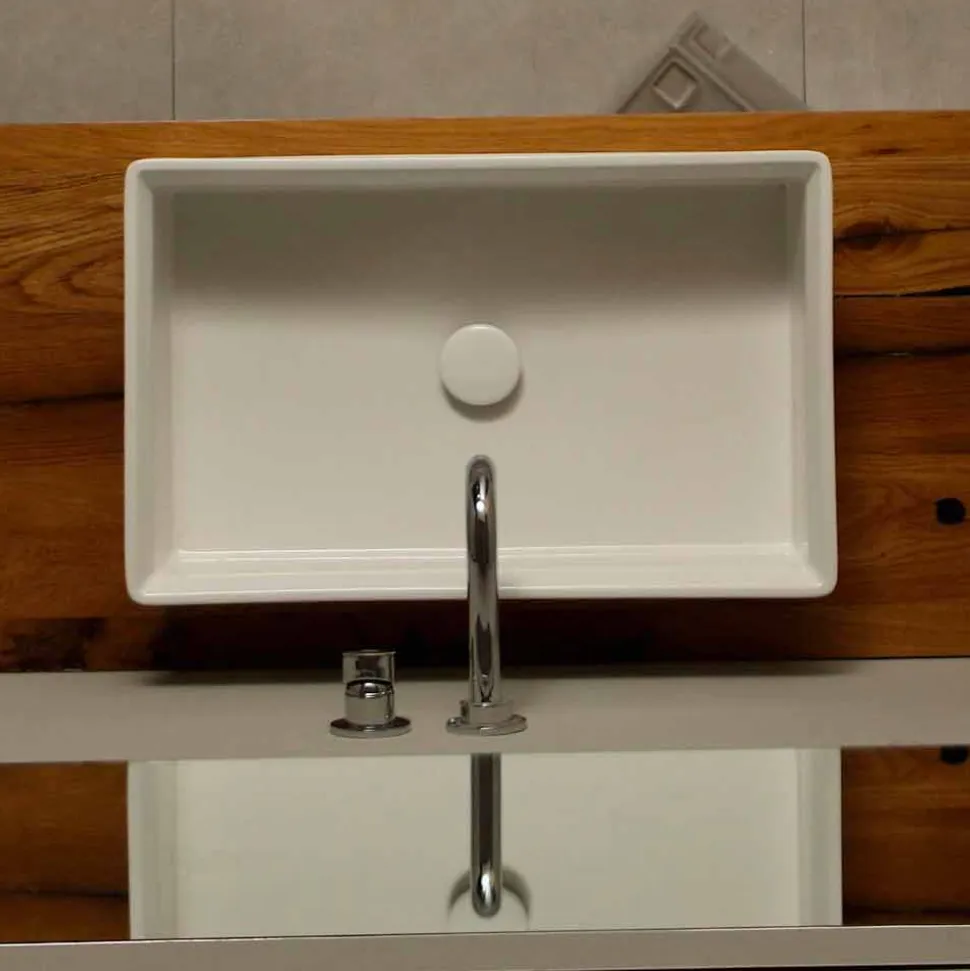 Lavabo da appoggio dal design neoclassico ceramica made Italy Debora