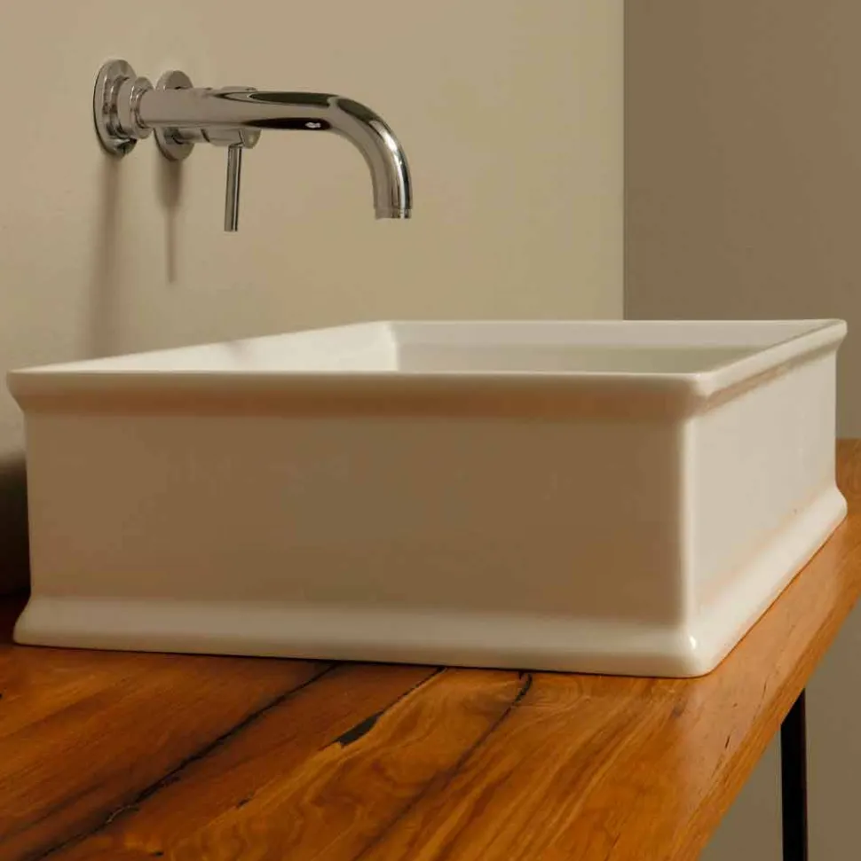 Lavabo da appoggio dal design neoclassico ceramica made Italy Debora