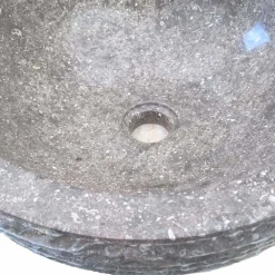 Lavabo da appoggio di design in pietra grigia Finn, fatto a mano