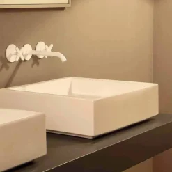 Lavabo da appoggio di design in ceramica rettangolare made Italy Dalia
