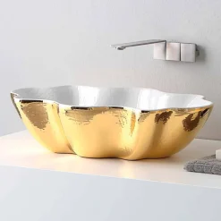 Lavabo da appoggio di design moderno in ceramica fatto in Italia Cubo