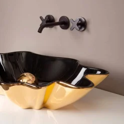 Lavabo di design da appoggio ceramica nero e oro made in Italy Rayan