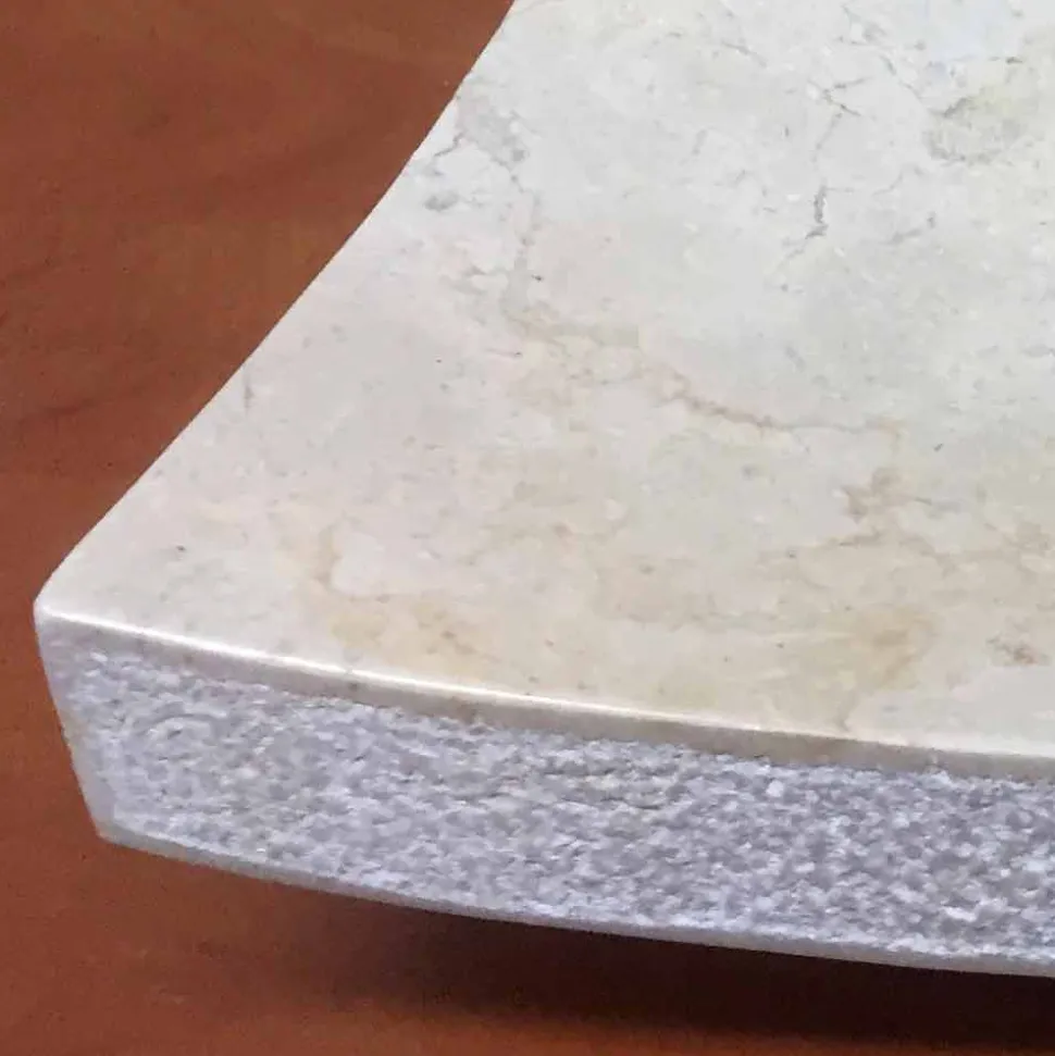 Lavabo in pietra naturale di design bianco Love, pezzo unico