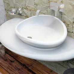 Lavabo sospeso dal design moderno Stone fatto in Italia
