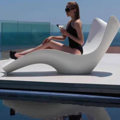 Lettino da giardino Surf by Vondom, design moderno in polietilene, 2 pezzi