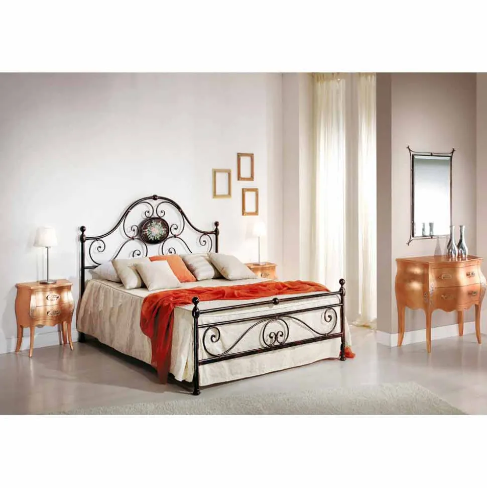 Letto matrimoniale di design in ferro battuto artigianale Alexa