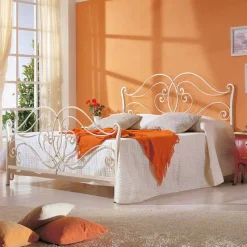 Letto matrimoniale di design in ferro pieno Allie, made in Italy