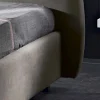 Letto matrimoniale imbottito con contenitore moderno 160x190/200 Reby