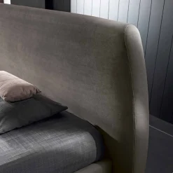 Letto matrimoniale imbottito con contenitore moderno 160x190/200 Reby