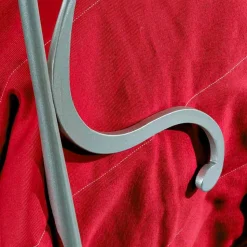 Letto matrimoniale in ferro artigianale con gambe coniche Zoe
