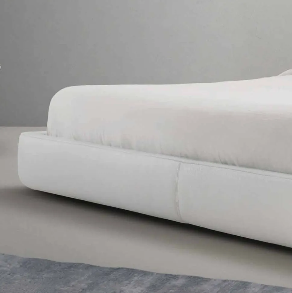 Letto matrimoniale in pelle imbottito Long Island made Italy