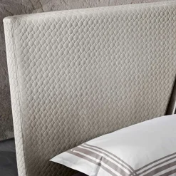 Letto Matrimoniale Moderno Imbottito Design Trapuntato o Liscio - Aftamo