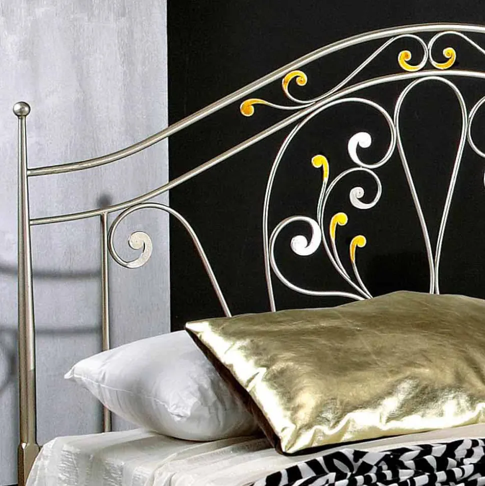 Letto matrimoniale neoclassico forgiato a mano in ferro pieno Jessica
