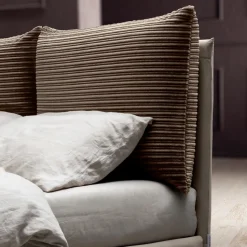 Letto Matrimoniale 160x190 con 2 Soffici Cuscinoni nella Testata - Tramonti