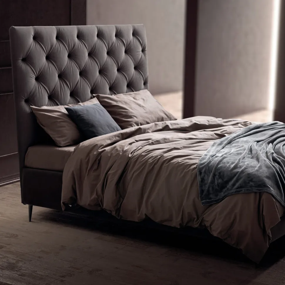 Letto Matrimoniale 160x190 con Testata Alta e Trapuntata Made in Italy - Sallie