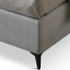 Letto Matrimoniale 160x190 in Tessuto con Piedi in Metallo Made in Italy - Sogni