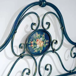 Letto una piazza e mezzo in ferro battuto schiacciato di design Gloria