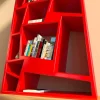 Libreria moderna di design verde, rossa o bianca Christie