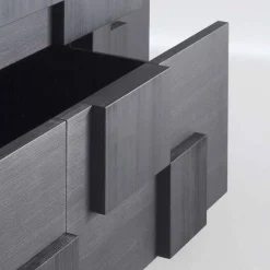 Madia di design in legno di larice spazzolato termotrattato Azalea