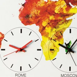 Orologio da muro su tela completo di 4 fusi orari Alex, design moderno