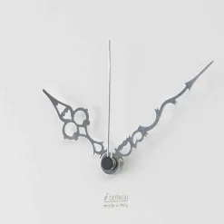 Orologio da Parete Moderno e Rotondo dal Design in Legno Decorato - Armonio