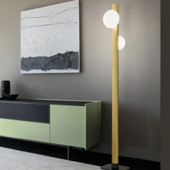 Piantana in Alluminio e Luce in Vetro Soffiato Bianco - Alma