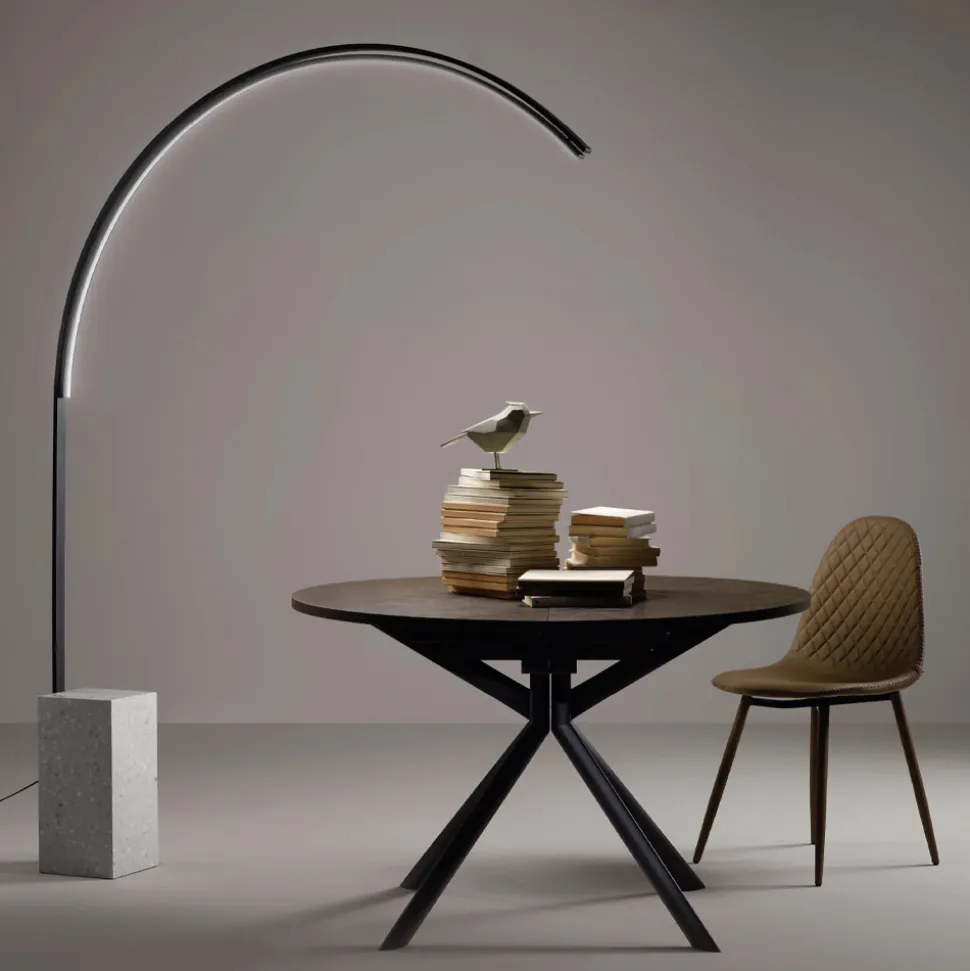Piantana Moderna con Luce LED Dimmerabile in Metallo Verniciato - Picea