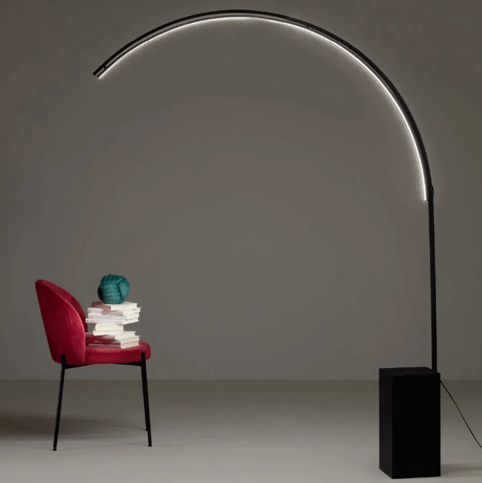 Piantana Moderna con Luce LED Dimmerabile in Metallo Verniciato - Picea