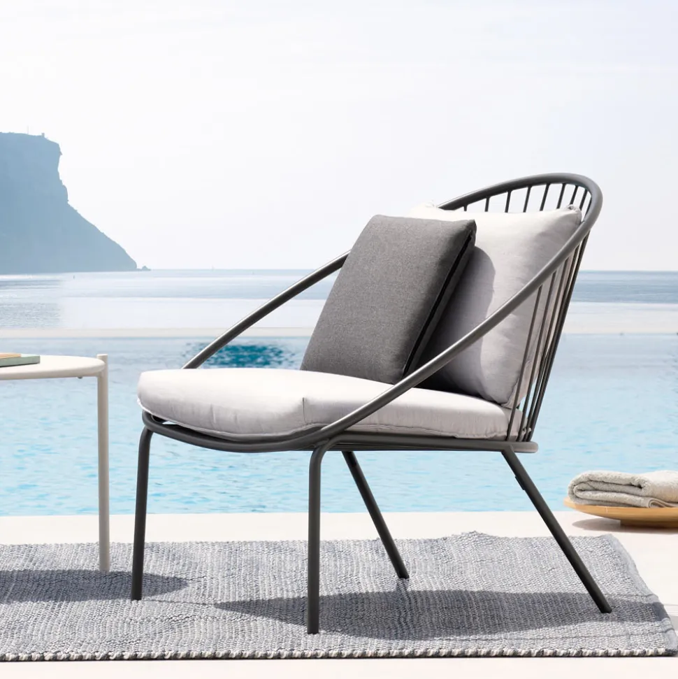 Poltrona Bassa da Giardino Impilabile in Acciaio Made in Italy – Sansa