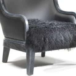 Poltrona da salotto in pelle e pelo nero Eli, design classico di lusso