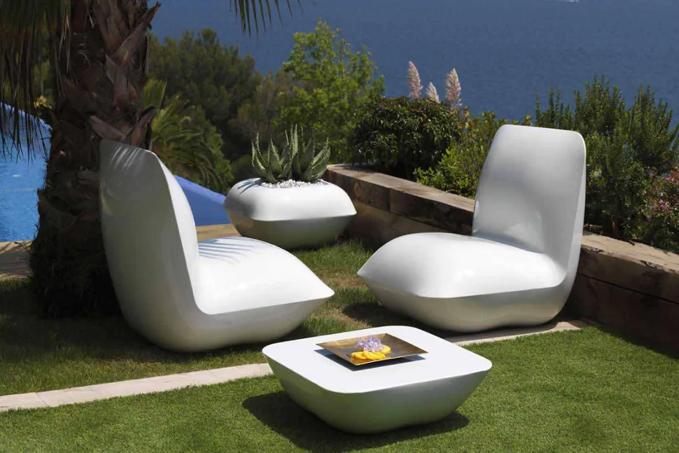 Poltrona per giardino in polietilene Pillow by Vondom, design moderno