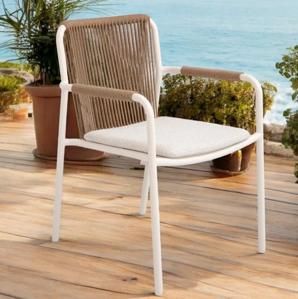 Poltroncina da Esterno Realizzata in Alluminio Beige e Corda Terra - Luxe