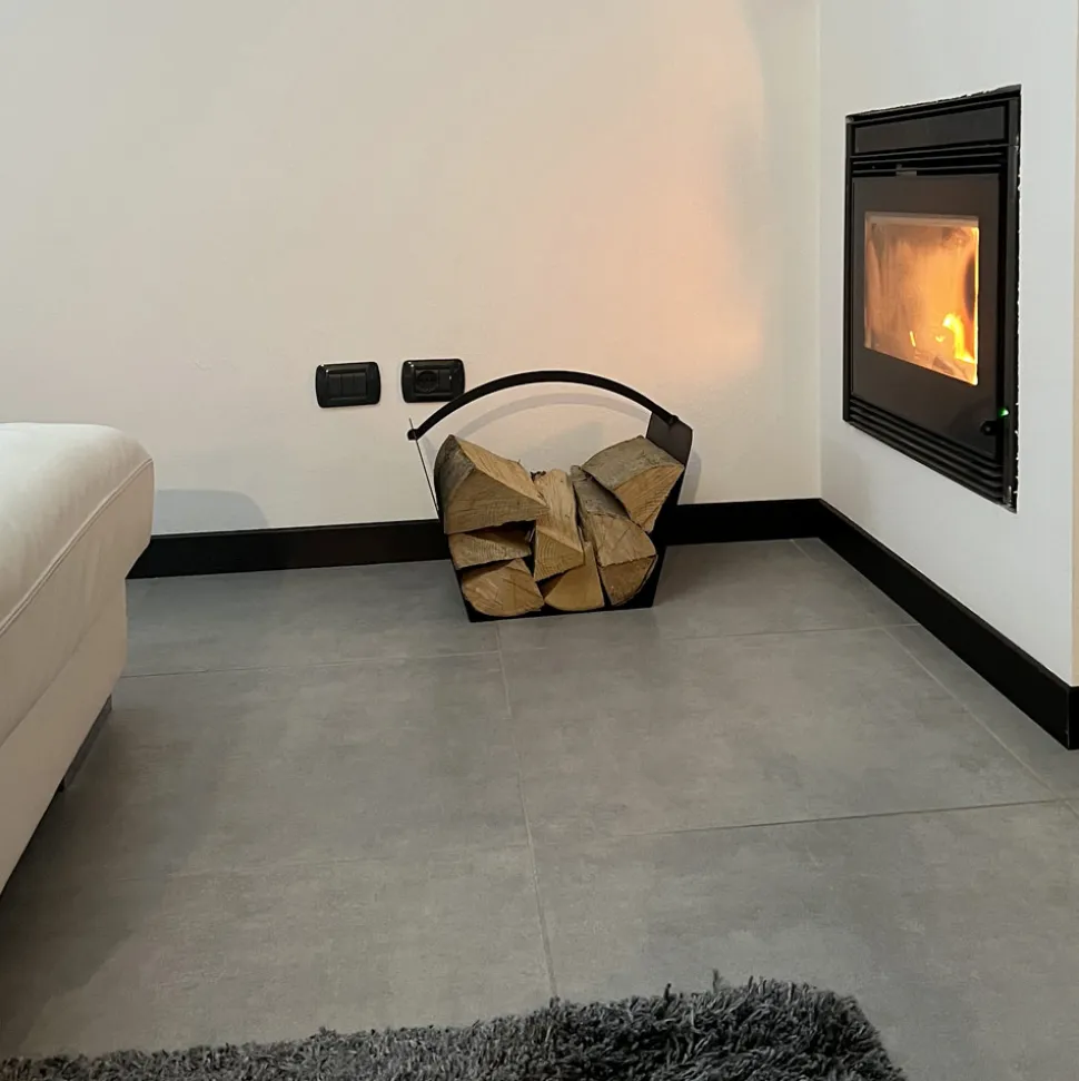 Portalegna di Design Moderno da Interno in Acciaio Nero Made in Italy - Libeccio