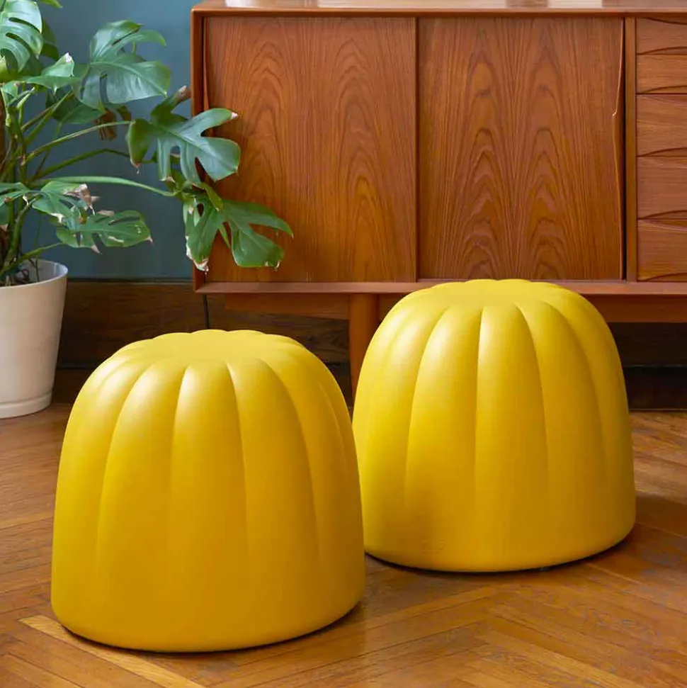 Pouf morbido colorato Slide Gelee in poliuretano prodotto in Italia