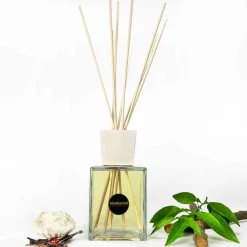 Profumatore Ambiente Fragranza Ambrata 2,5 Lt con Bastoncini - Sassidimatera