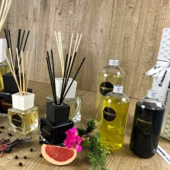 Profumatore Ambiente Fragranza Cuoio 2,5 Lt con Bastoncini - Lavecchiavenezia