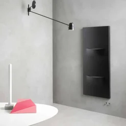Radiatore Idraulico Verticale Design in Acciaio Moderno fino a 850 W - Cut