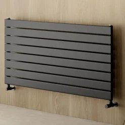 Radiatore Singolo Idraulico in Acciaio al Carbonio Nero Made in Italy - Ciro
