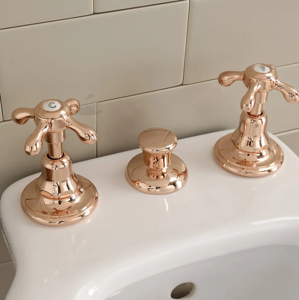 Rubinetteria Bidet 3 Fori, Erogazione Interna, in Ottone Vintage – Klarisa