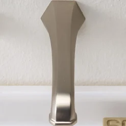 Rubinetteria Lavabo a Muro Design VIntage in Ottone Made in Italy – Silvana