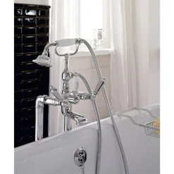 Rubinetteria Vasca a Pavimento con Doccetta in Ottone Made in Italy - Noriana