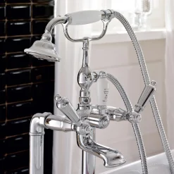 Rubinetteria Vasca a Pavimento con Doccetta in Ottone Made in Italy - Noriana