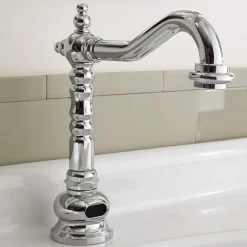 Rubinetto Elettronico Monoforo per Lavabo Stile Classico in Ottone - Noriana